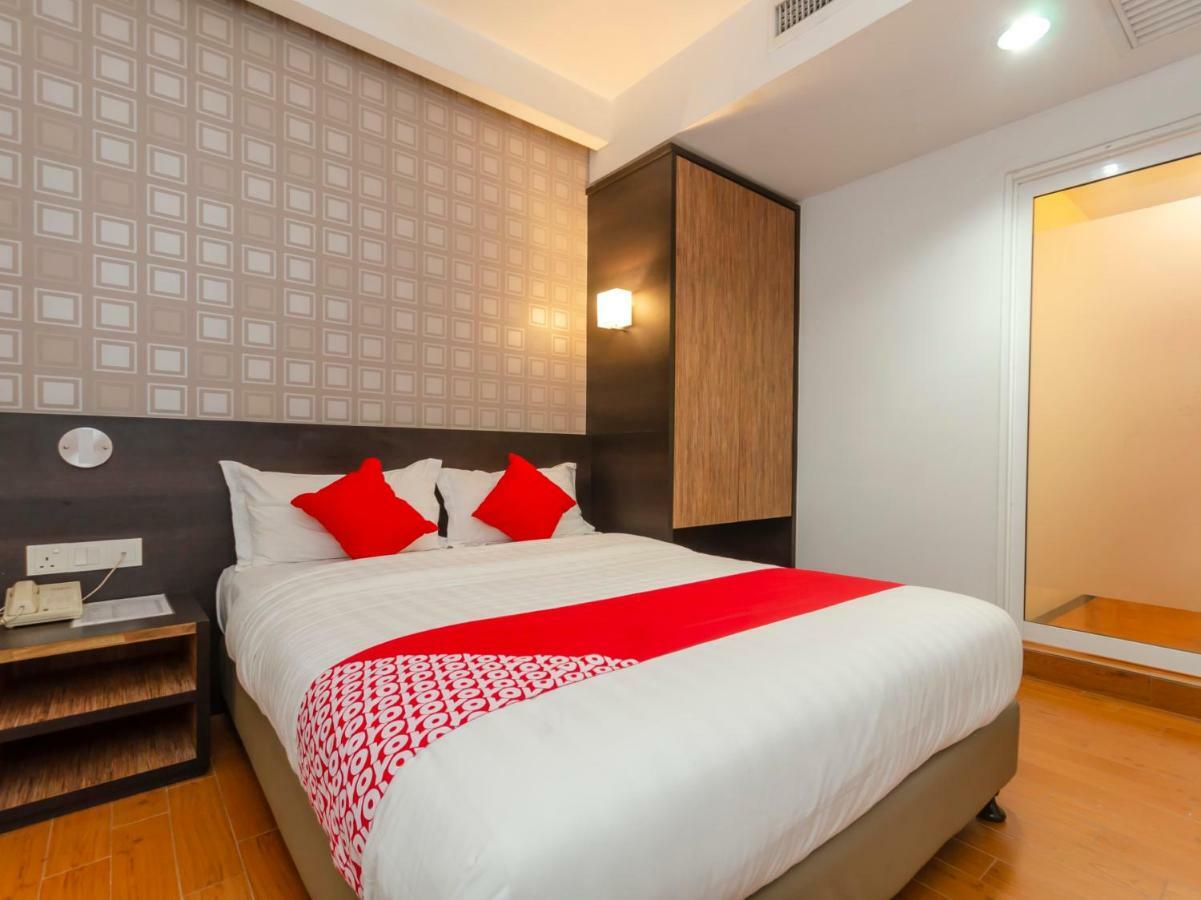 Oyo 1164 Hotel 906 Kota Laksamana Malacca ภายนอก รูปภาพ