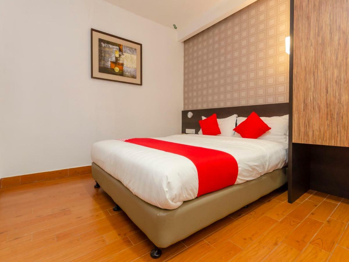 Oyo 1164 Hotel 906 Kota Laksamana Malacca ภายนอก รูปภาพ