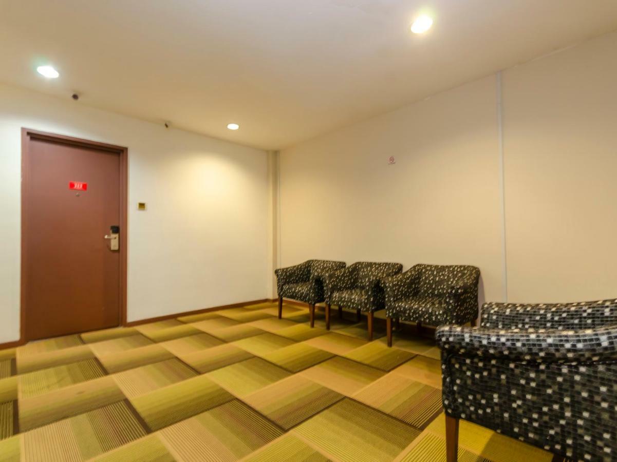 Oyo 1164 Hotel 906 Kota Laksamana Malacca ภายนอก รูปภาพ